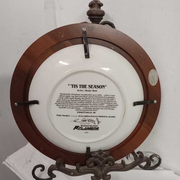 Vintage Wood Framed  "T'is The Season" Emmett Kelly Jr. Plate by Rusty Signed - Picture 2 of 8